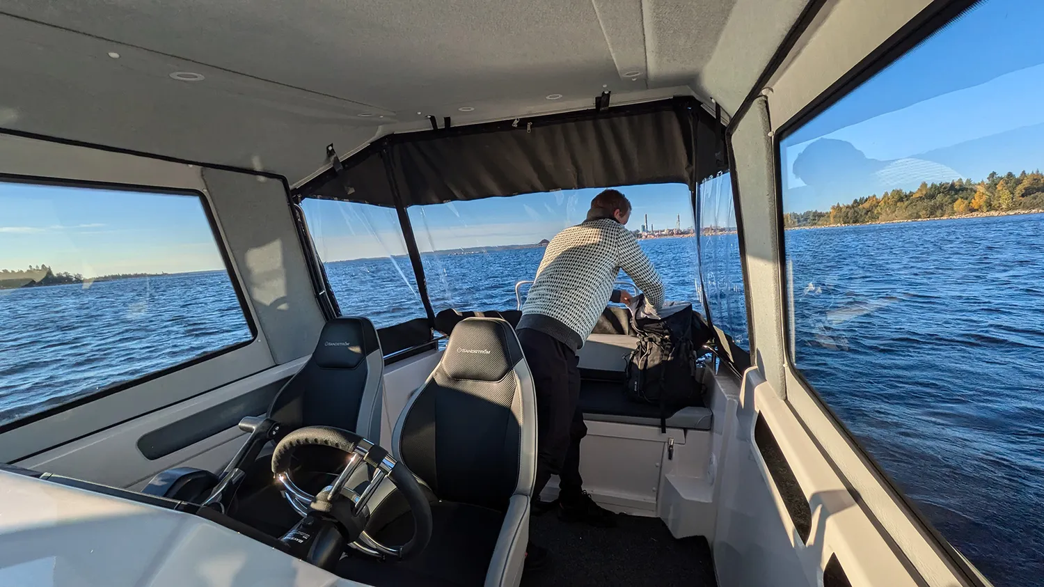 Sandström Ultra 57 Cabin kabinebåd – overnatkahyt